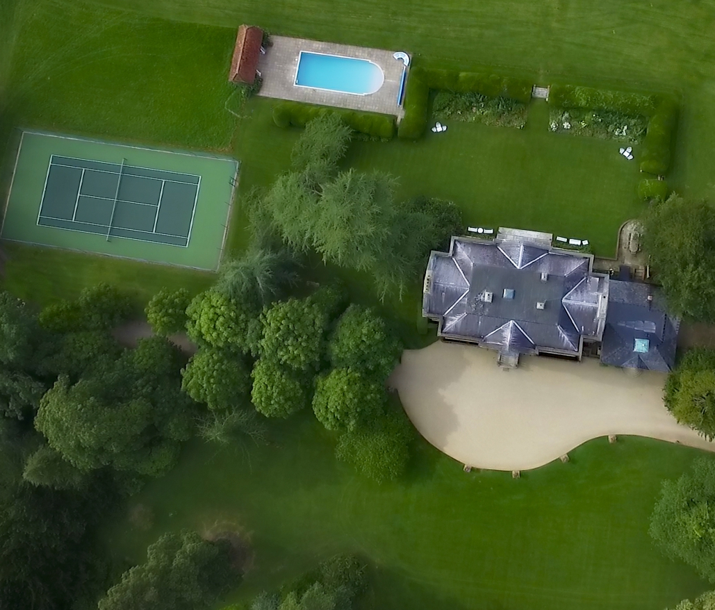 Panoramic Aerial shot of Ardington House